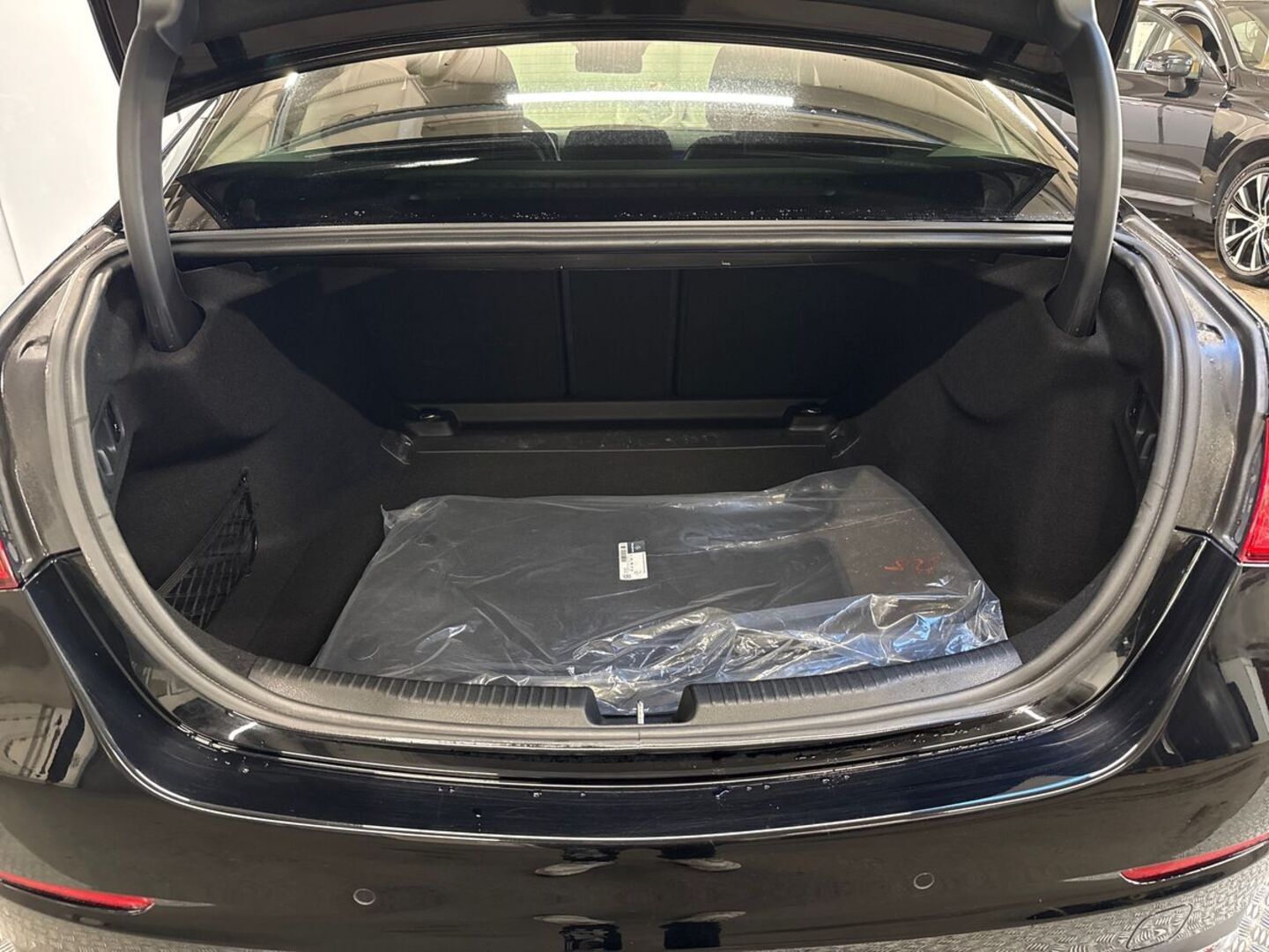 MERCEDES-BENZ C 2023