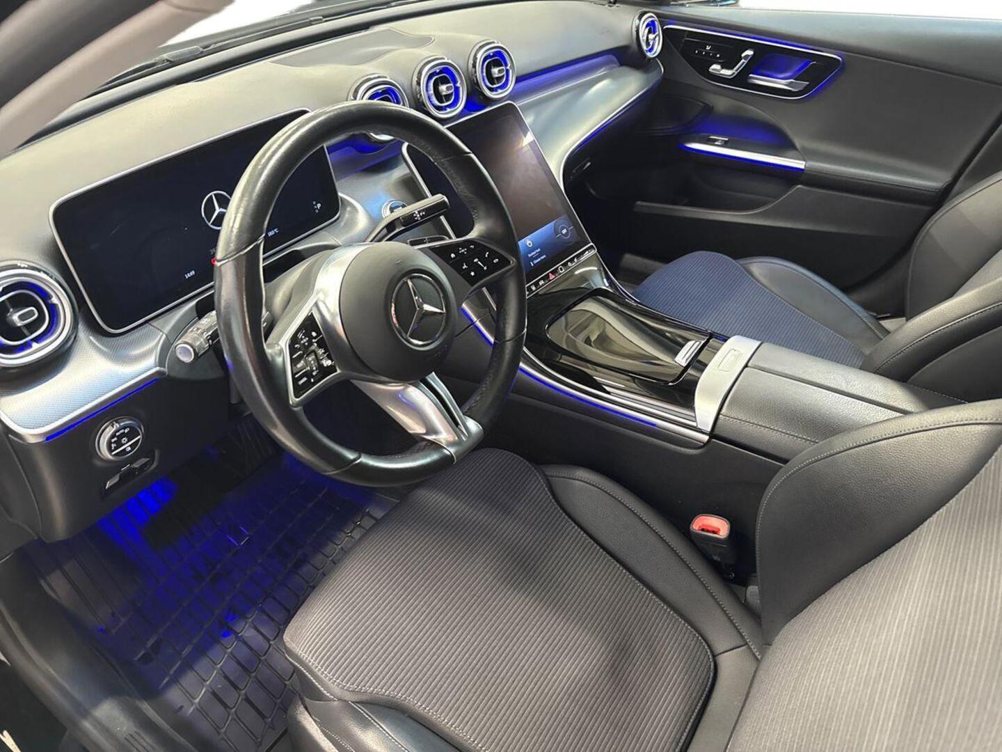 MERCEDES-BENZ C 2023