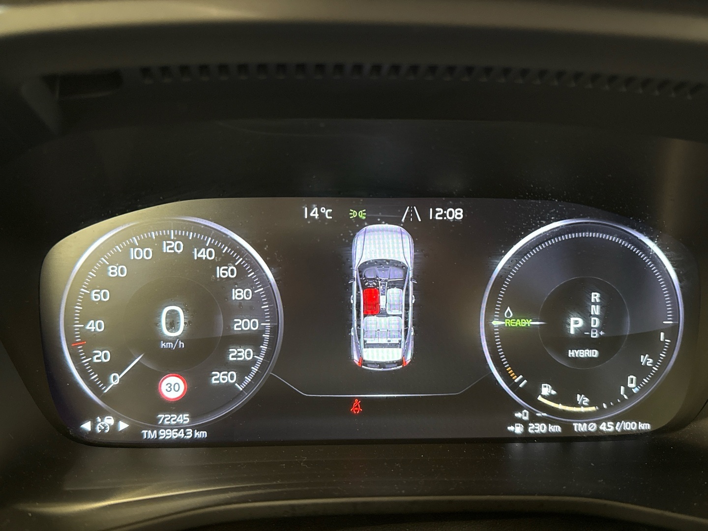 VOLVO XC40 2021