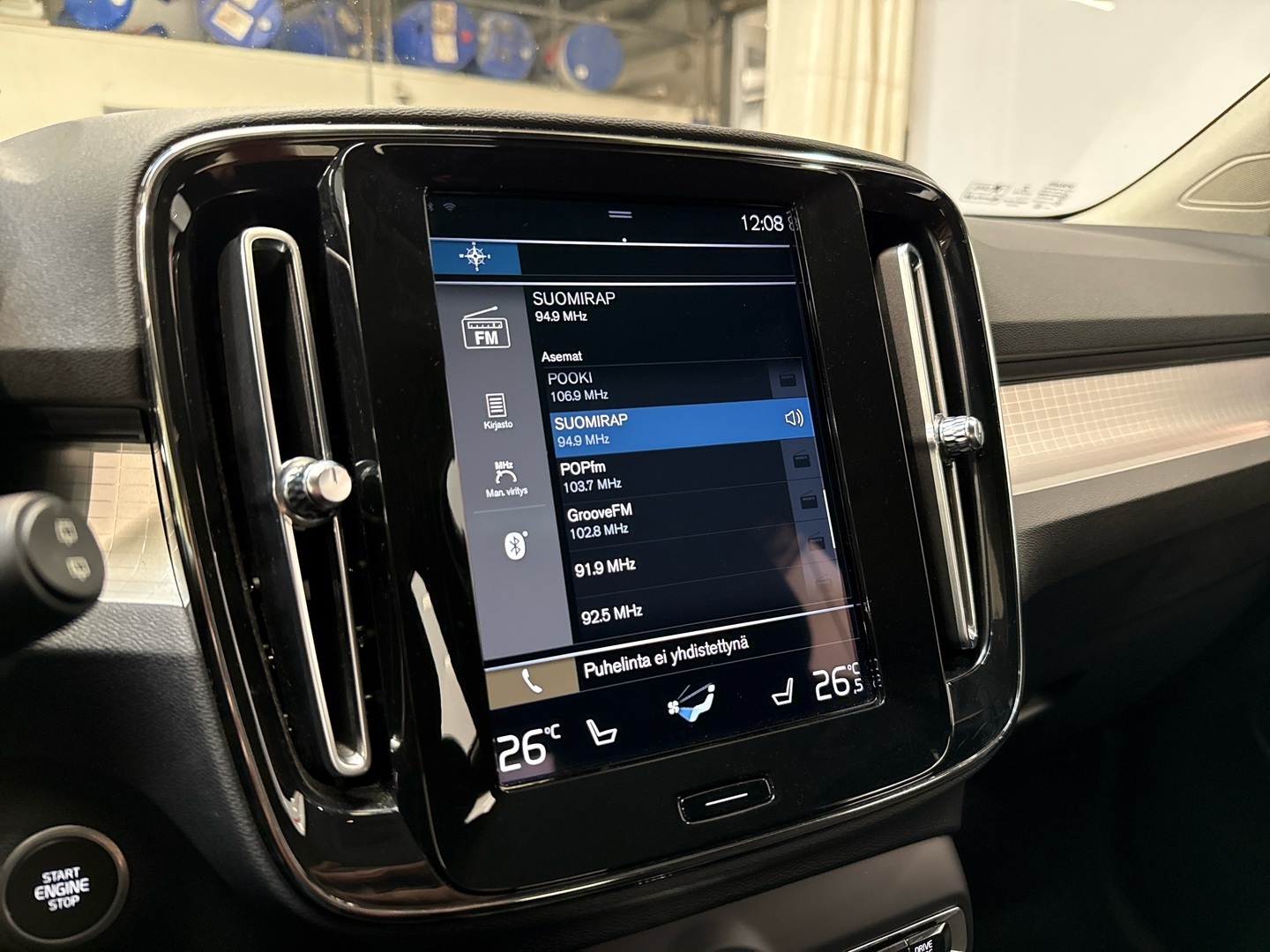 VOLVO XC40 2021