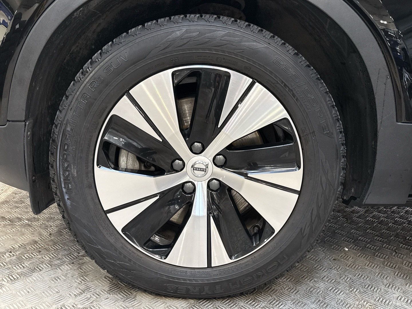 VOLVO XC40 2021