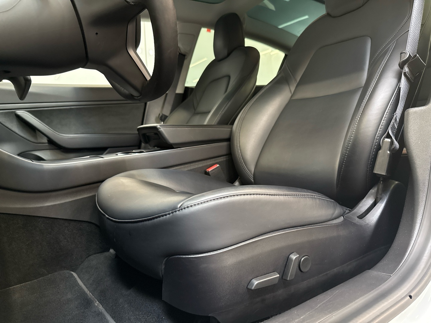 TESLA Model 3 2019