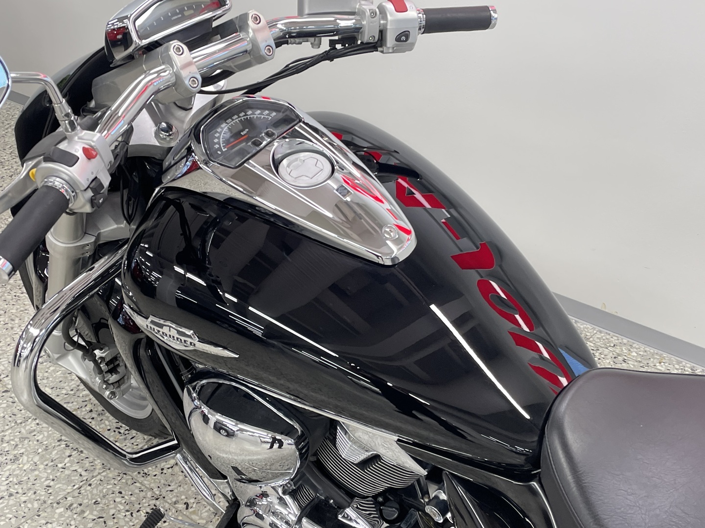 SUZUKI INTRUDER 2008