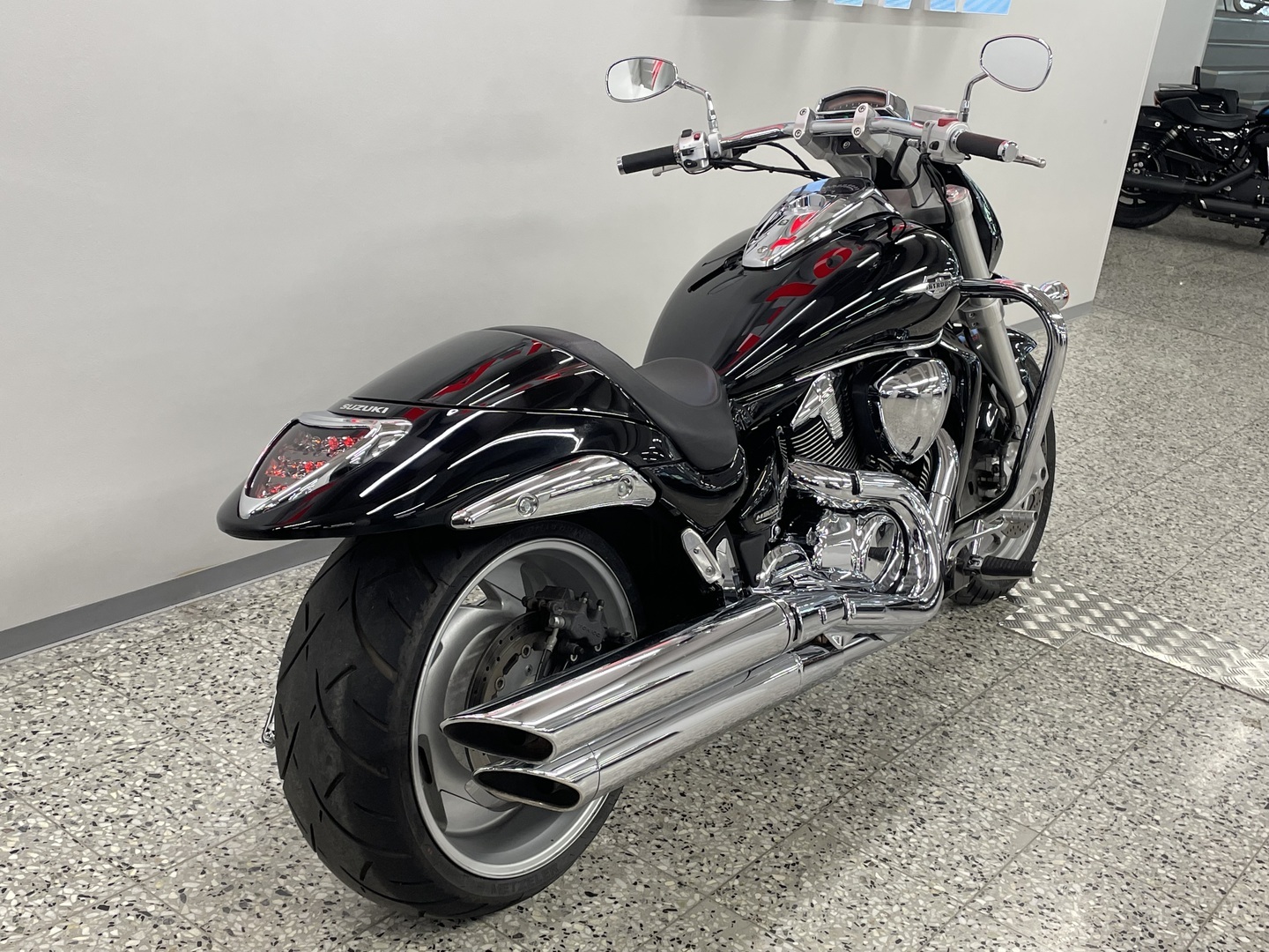 SUZUKI INTRUDER 2008
