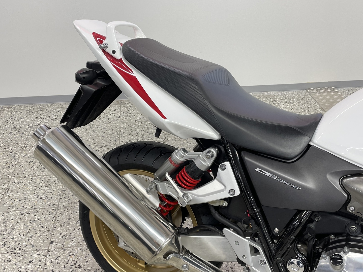 HONDA CB 2008
