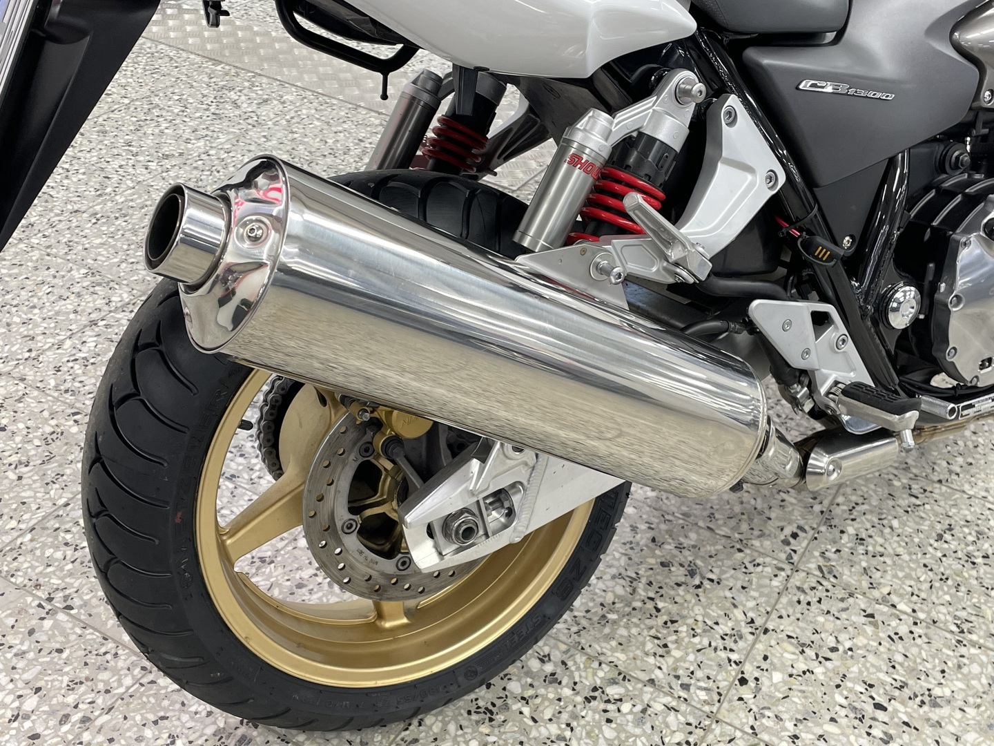 HONDA CB 2008