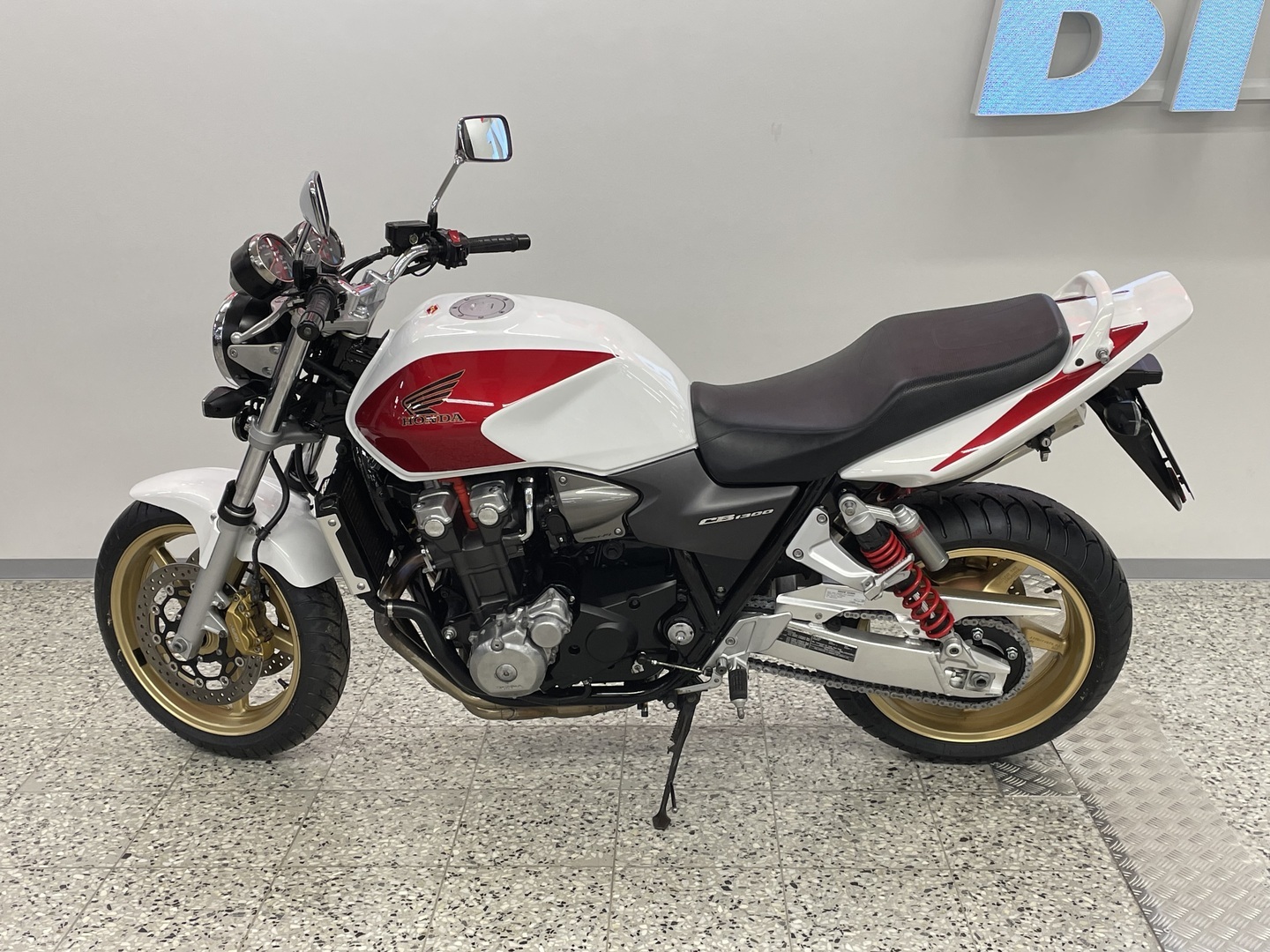 HONDA CB 2008