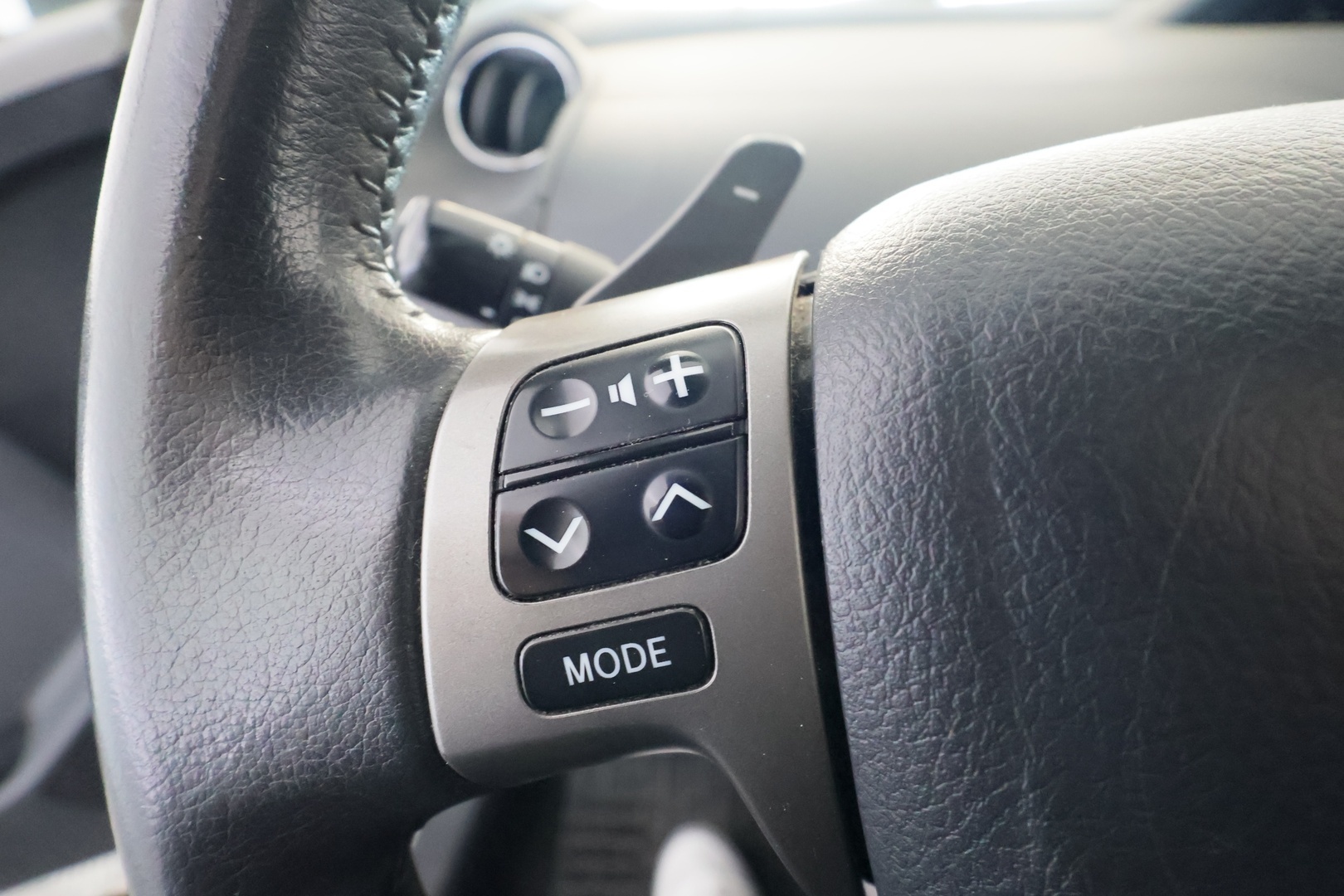 TOYOTA Yaris 2009