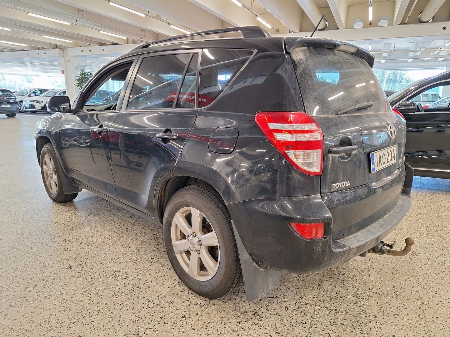 TOYOTA RAV4 2011