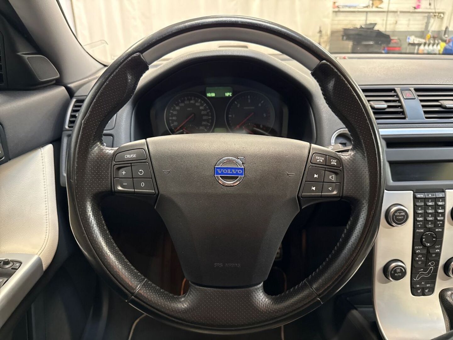 VOLVO S40 2011