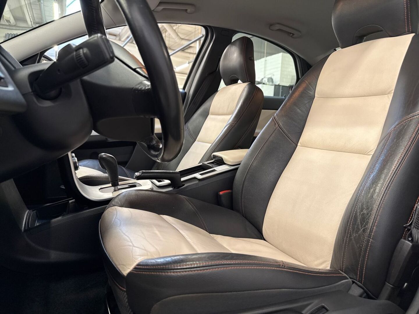 VOLVO S40 2011