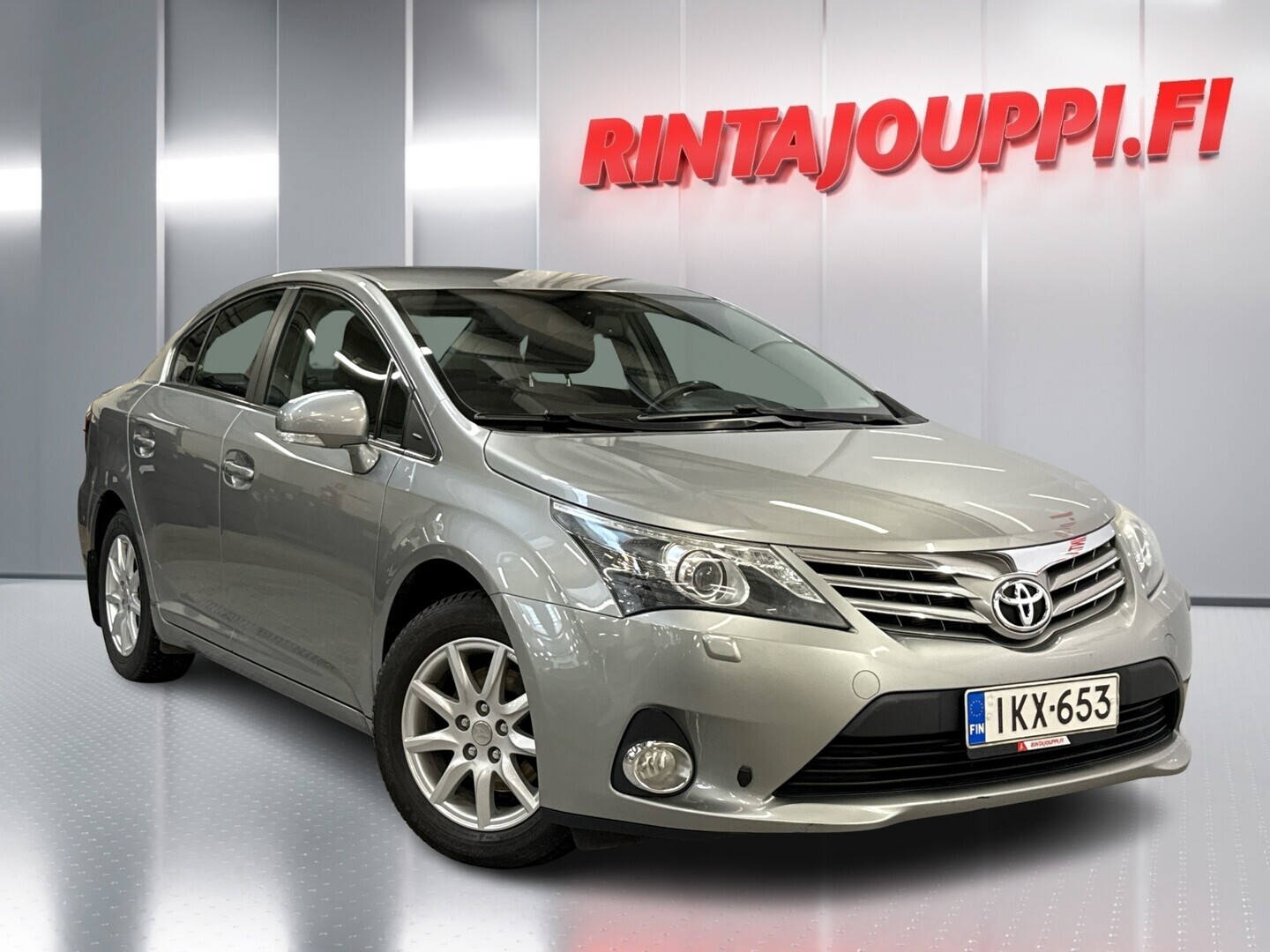 TOYOTA Avensis 2012
