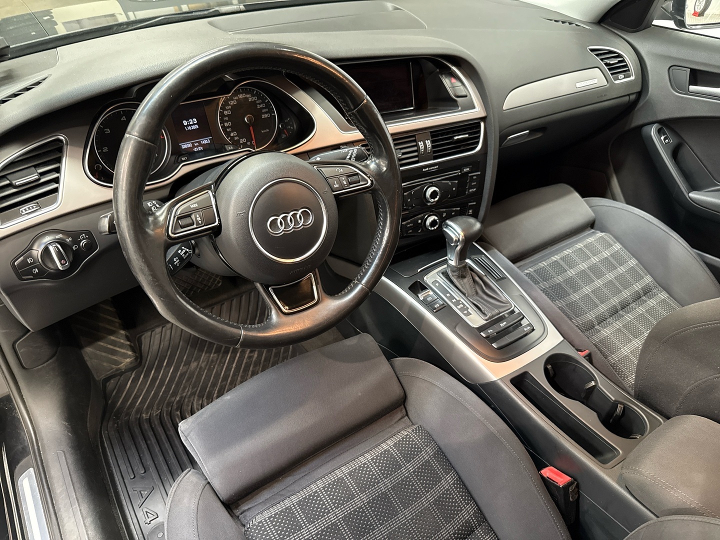 AUDI A4 2013