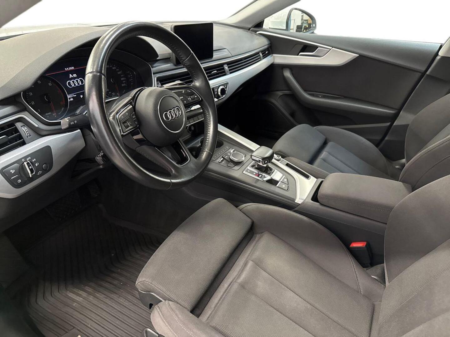 AUDI A5 7