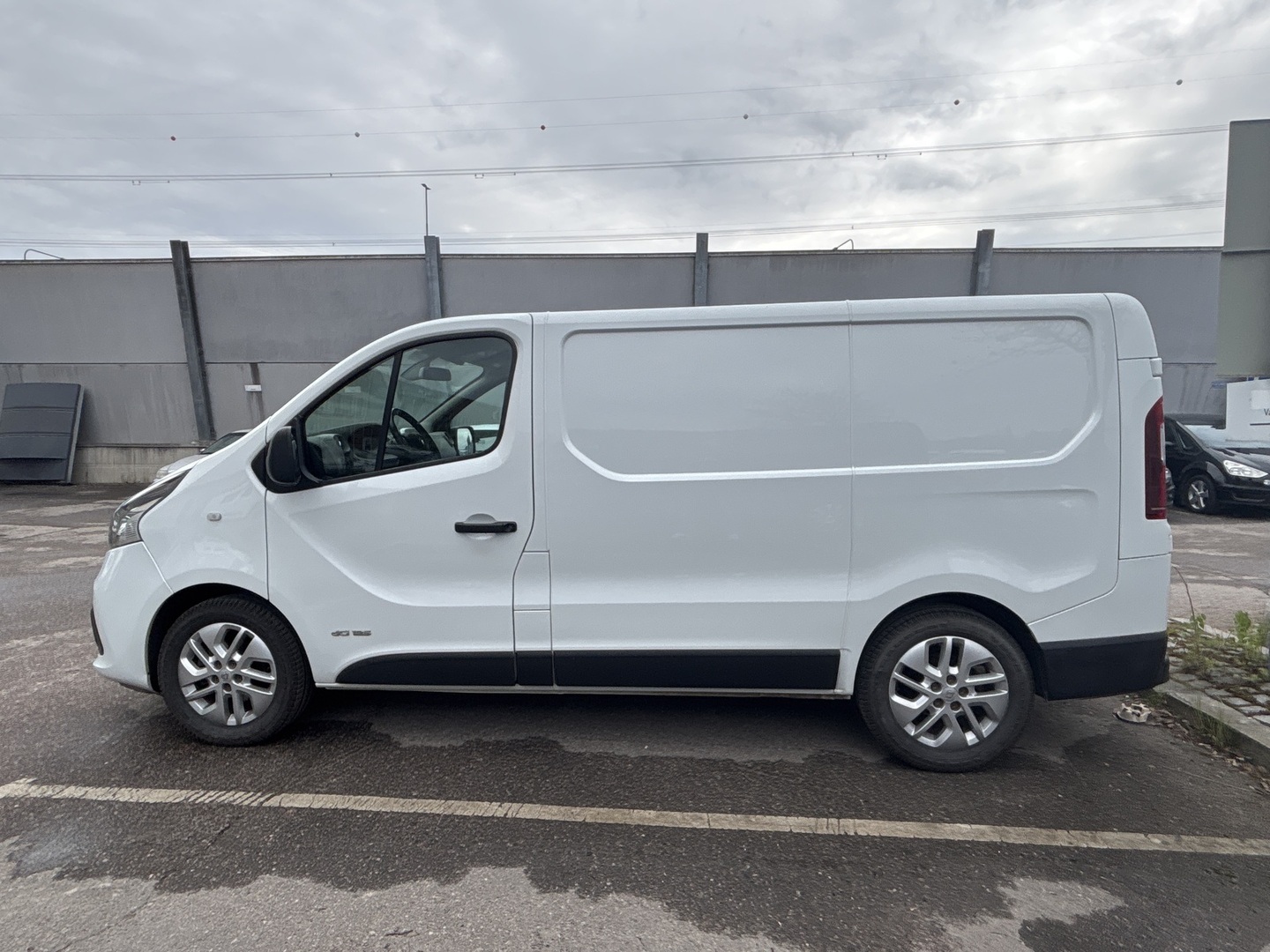 RENAULT Trafic 2016