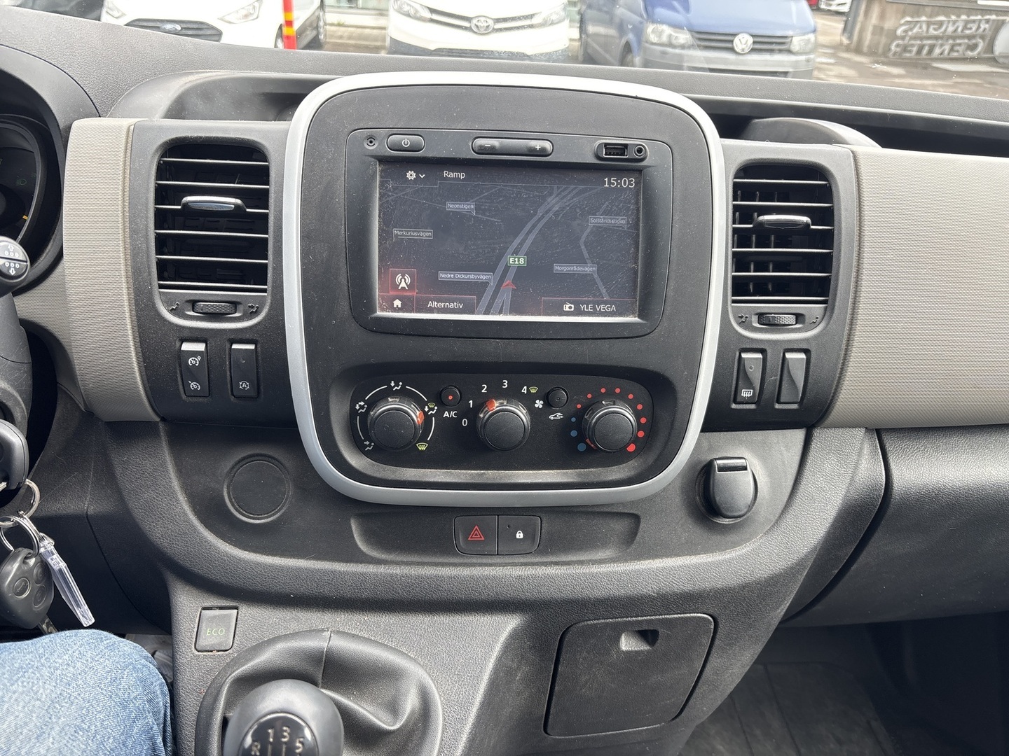 RENAULT Trafic 2016