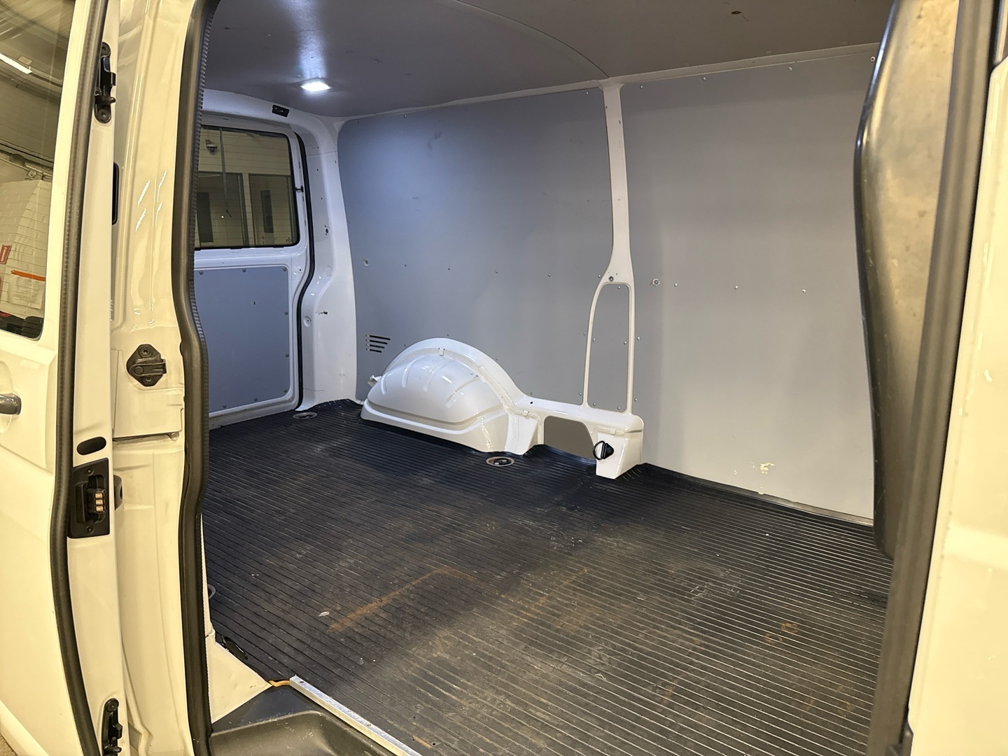 VOLKSWAGEN Transporter 2018