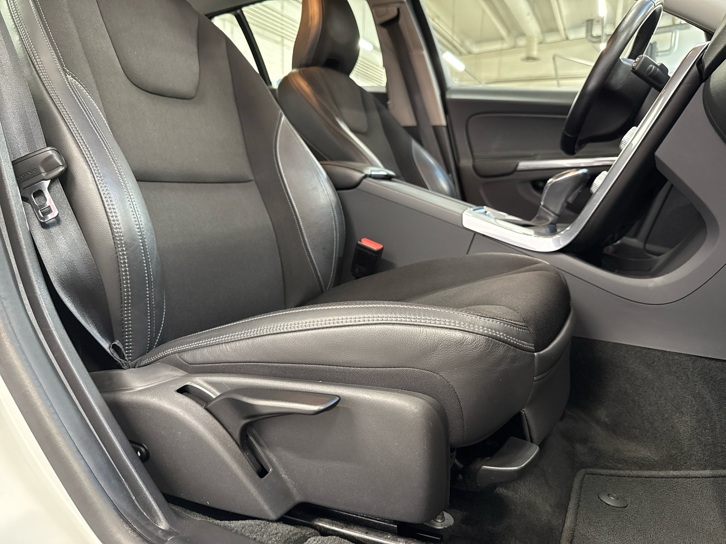VOLVO V60 2018