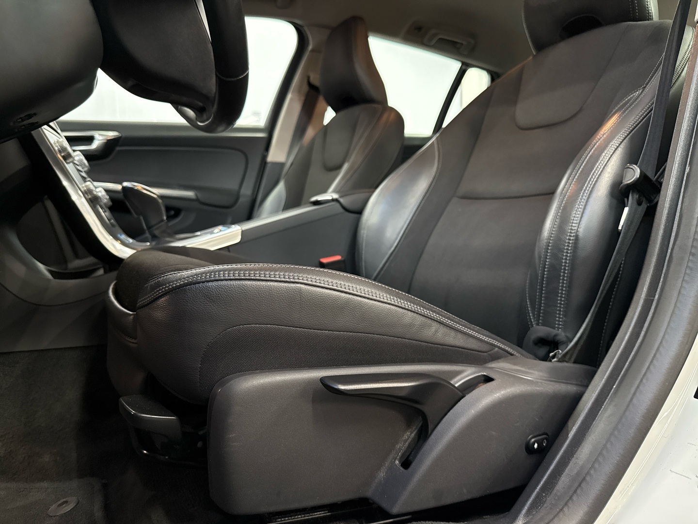 VOLVO V60 2018
