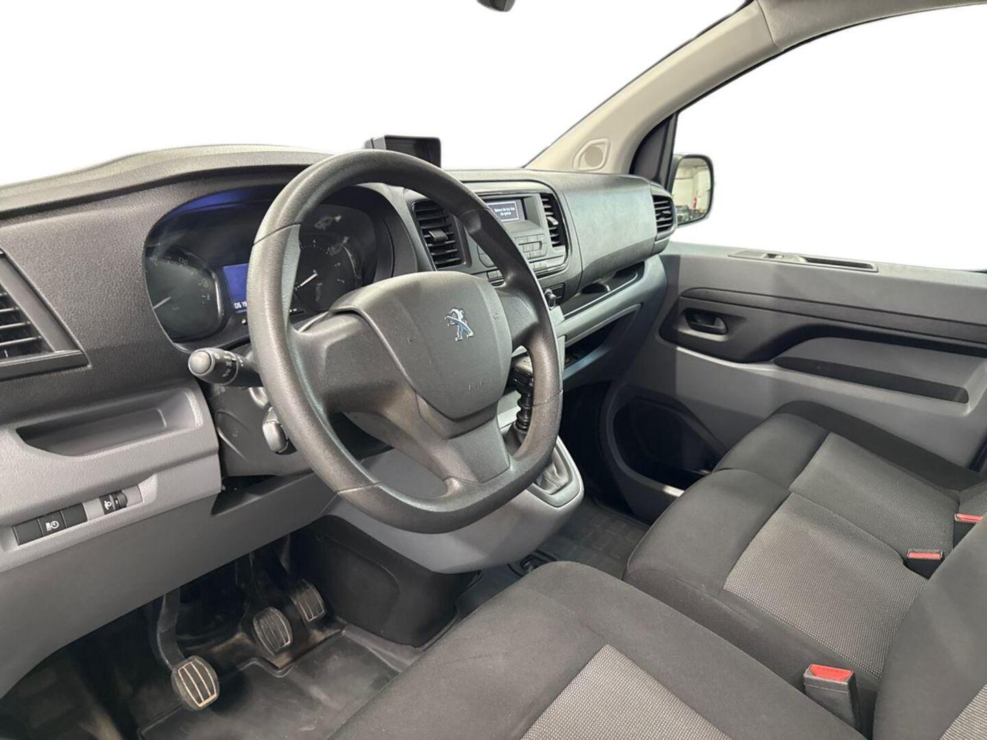 PEUGEOT Expert 11