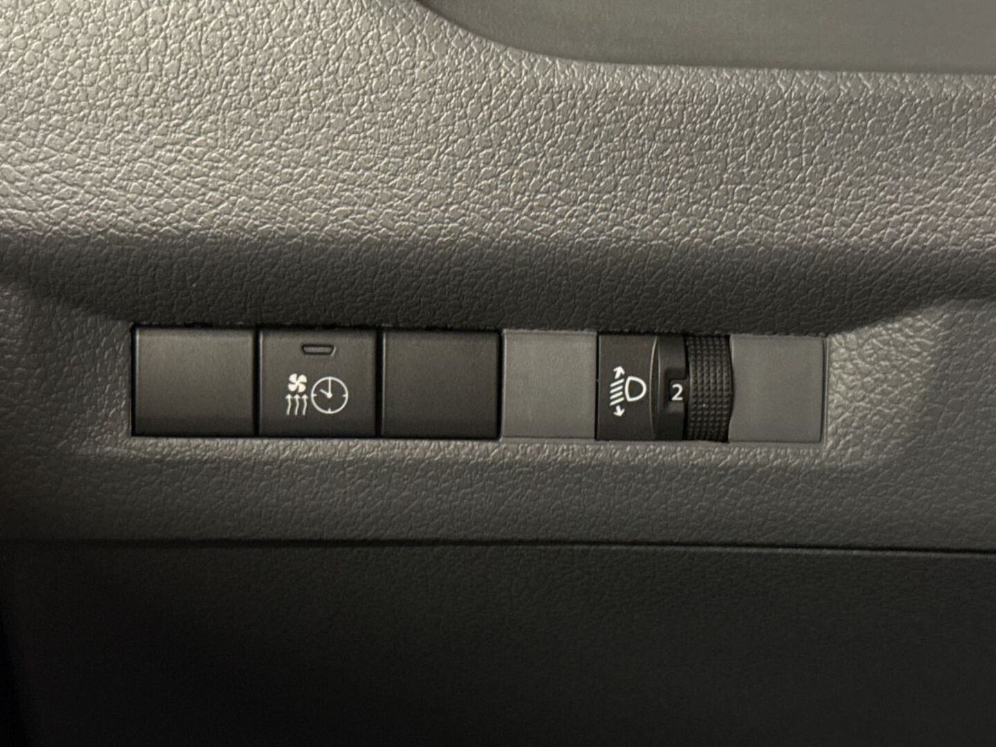 PEUGEOT Expert 21