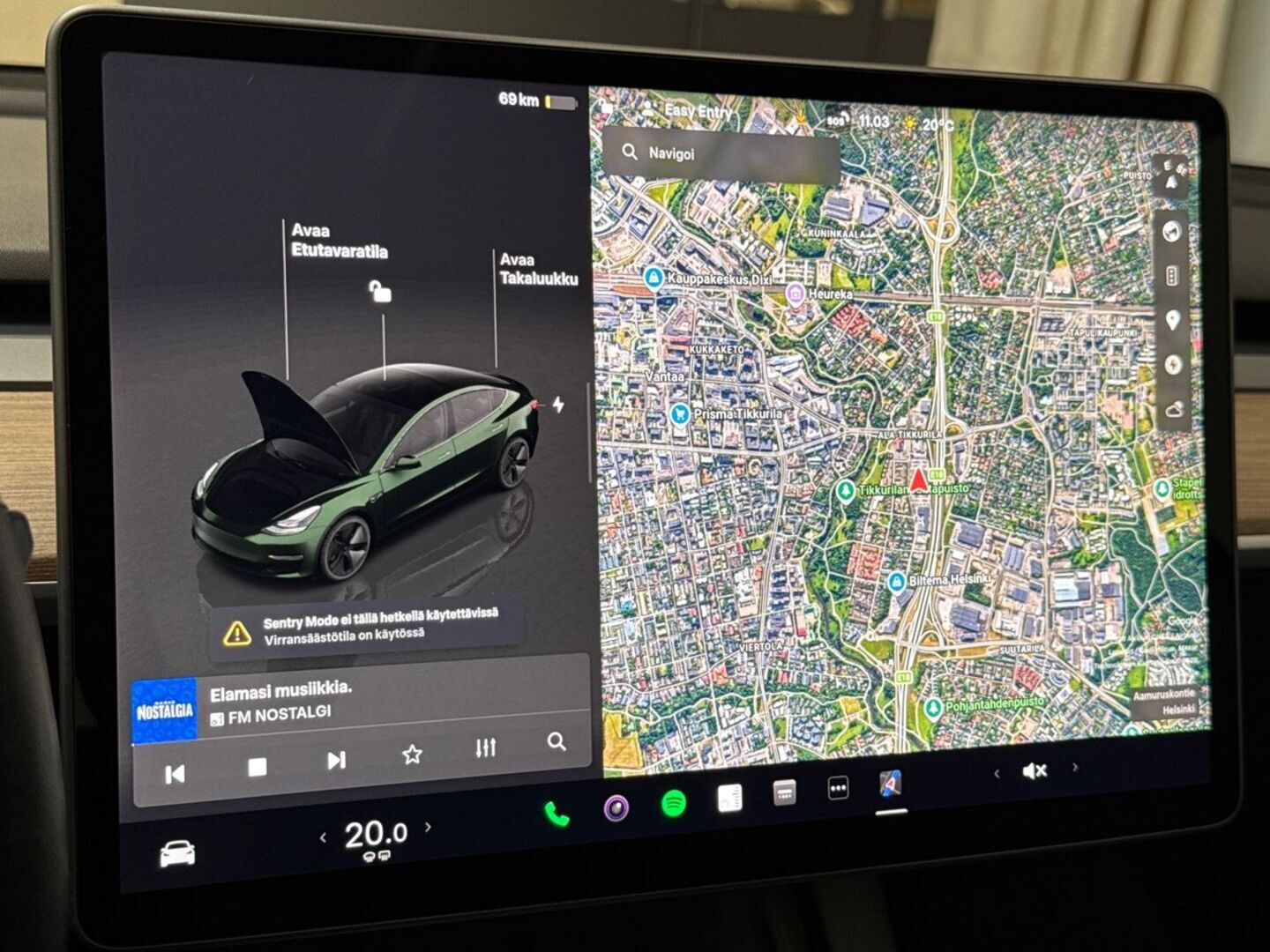 TESLA Model 3 2022