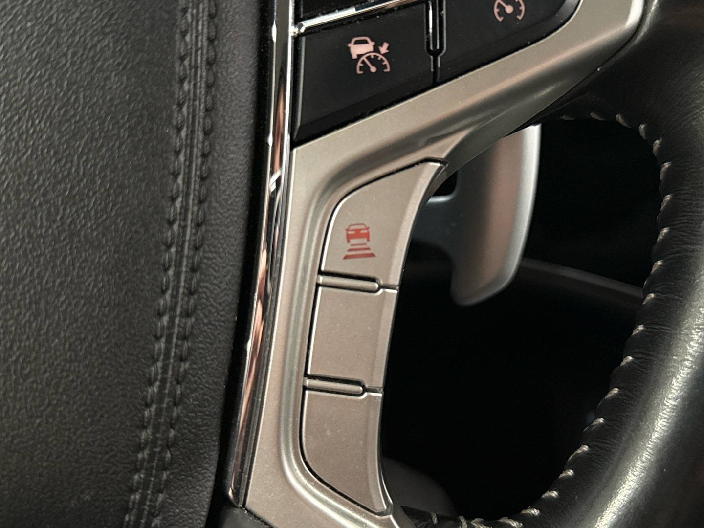 MITSUBISHI Outlander PHEV 2019