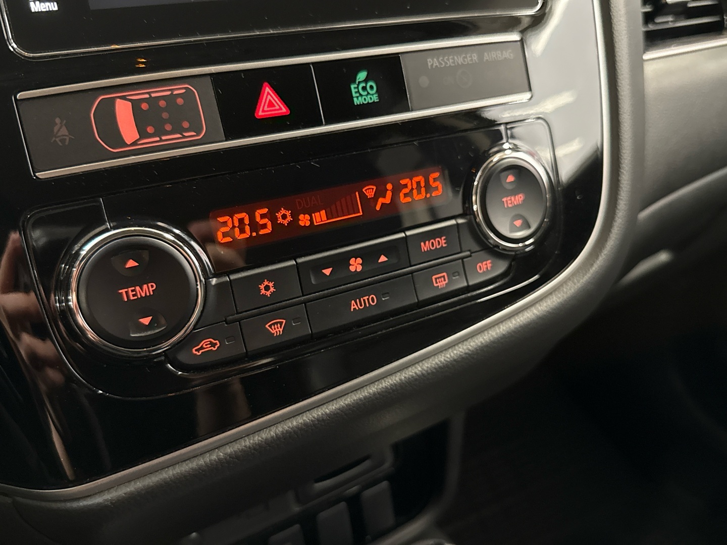 MITSUBISHI Outlander PHEV 2019