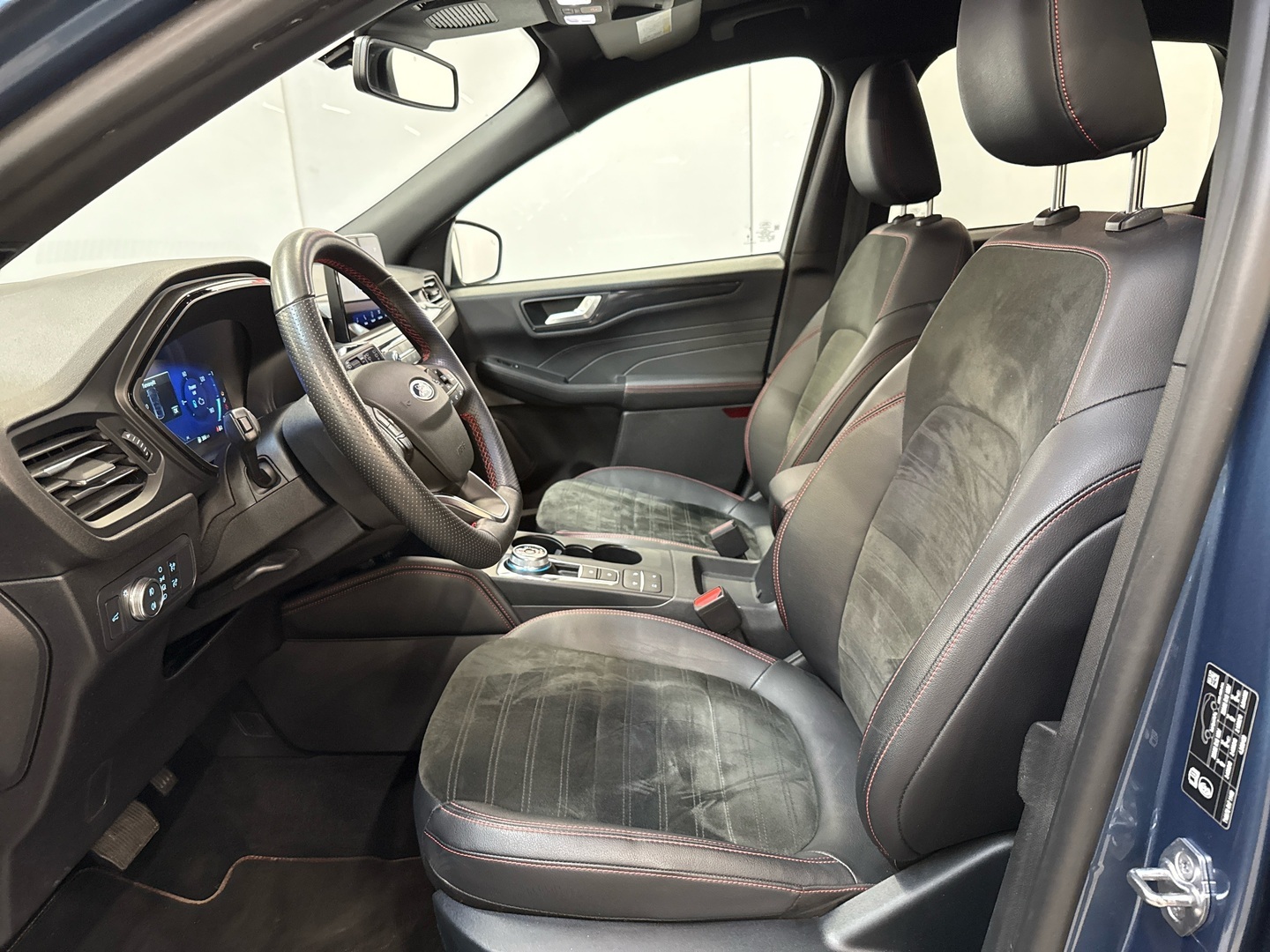 FORD Kuga 2023