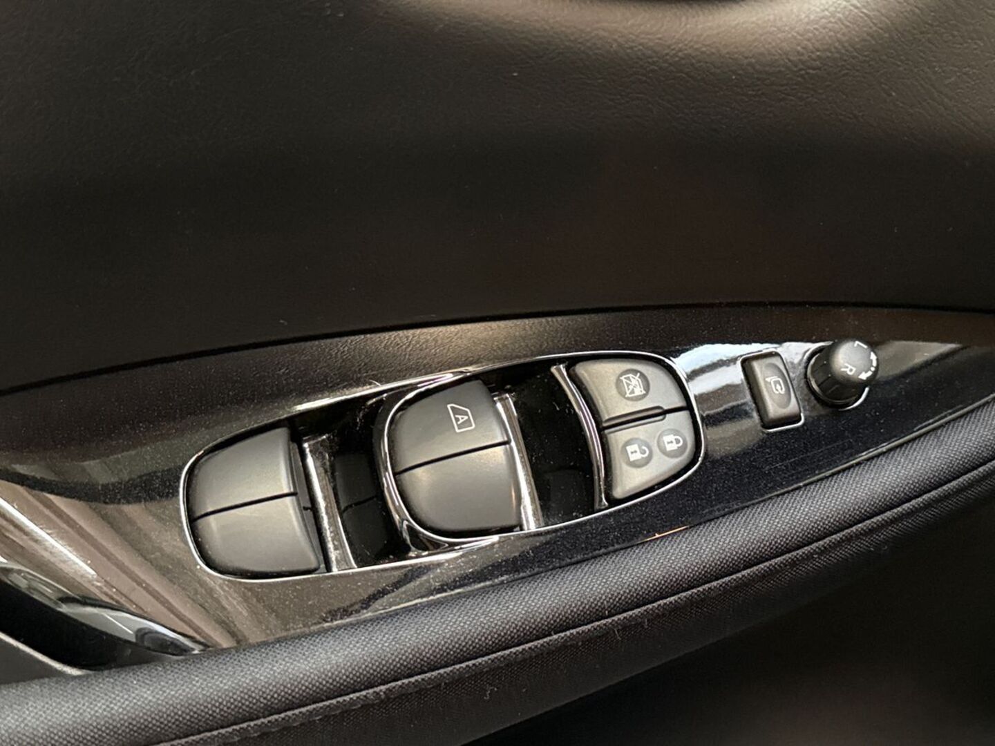 NISSAN Leaf 2020