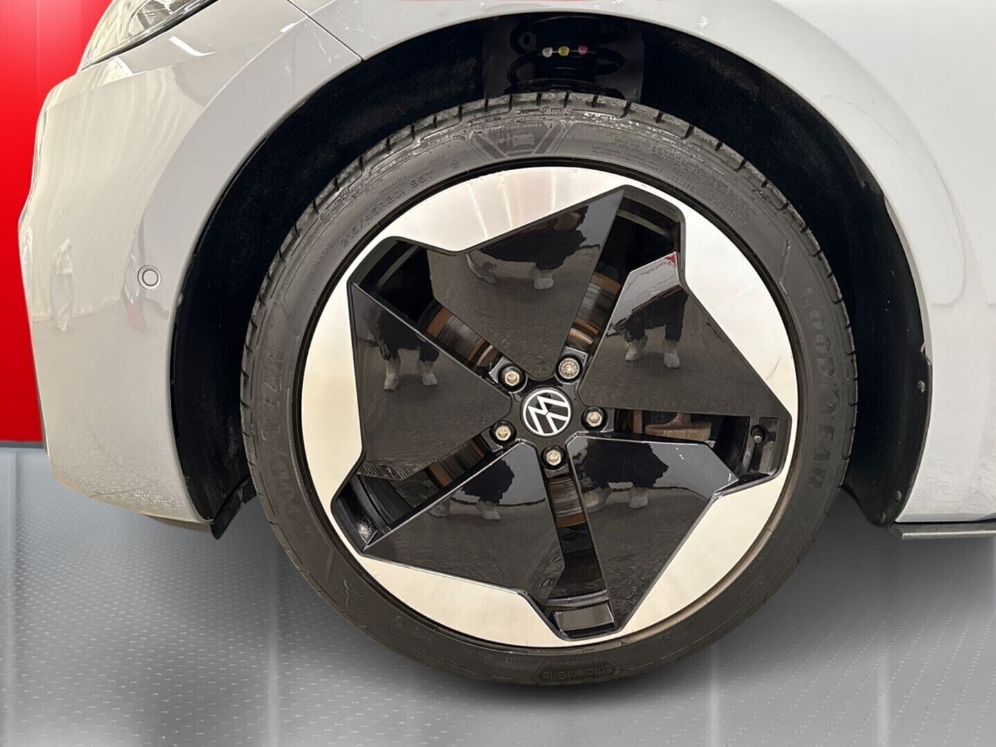 VOLKSWAGEN ID.3 14