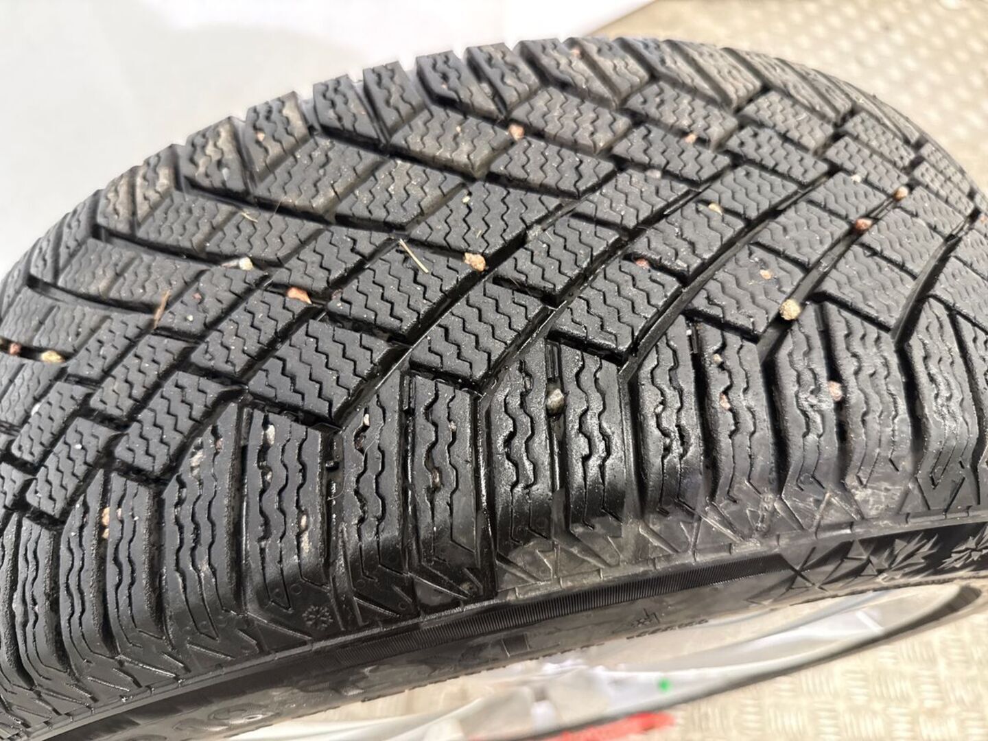 VOLKSWAGEN ID.3 33