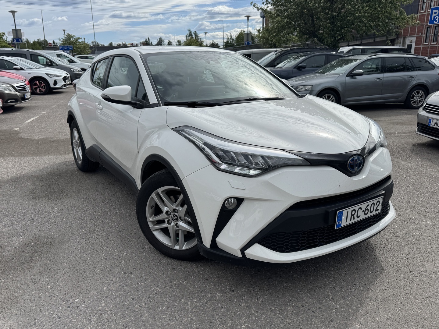 TOYOTA C-HR 2023