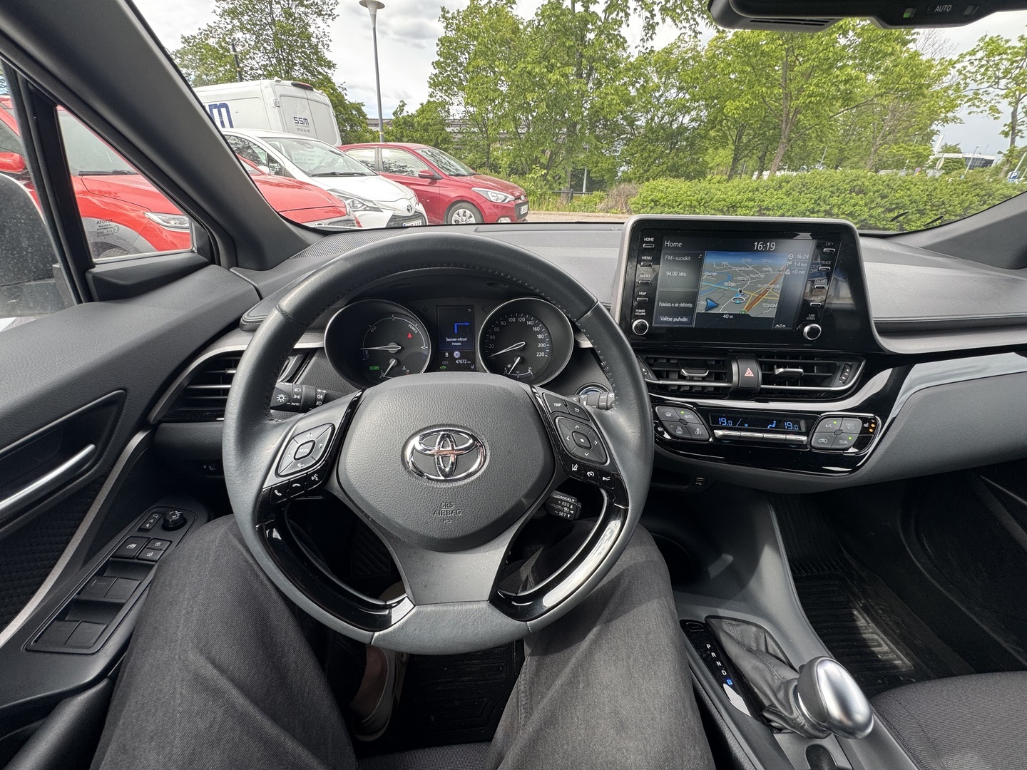 TOYOTA C-HR 2023