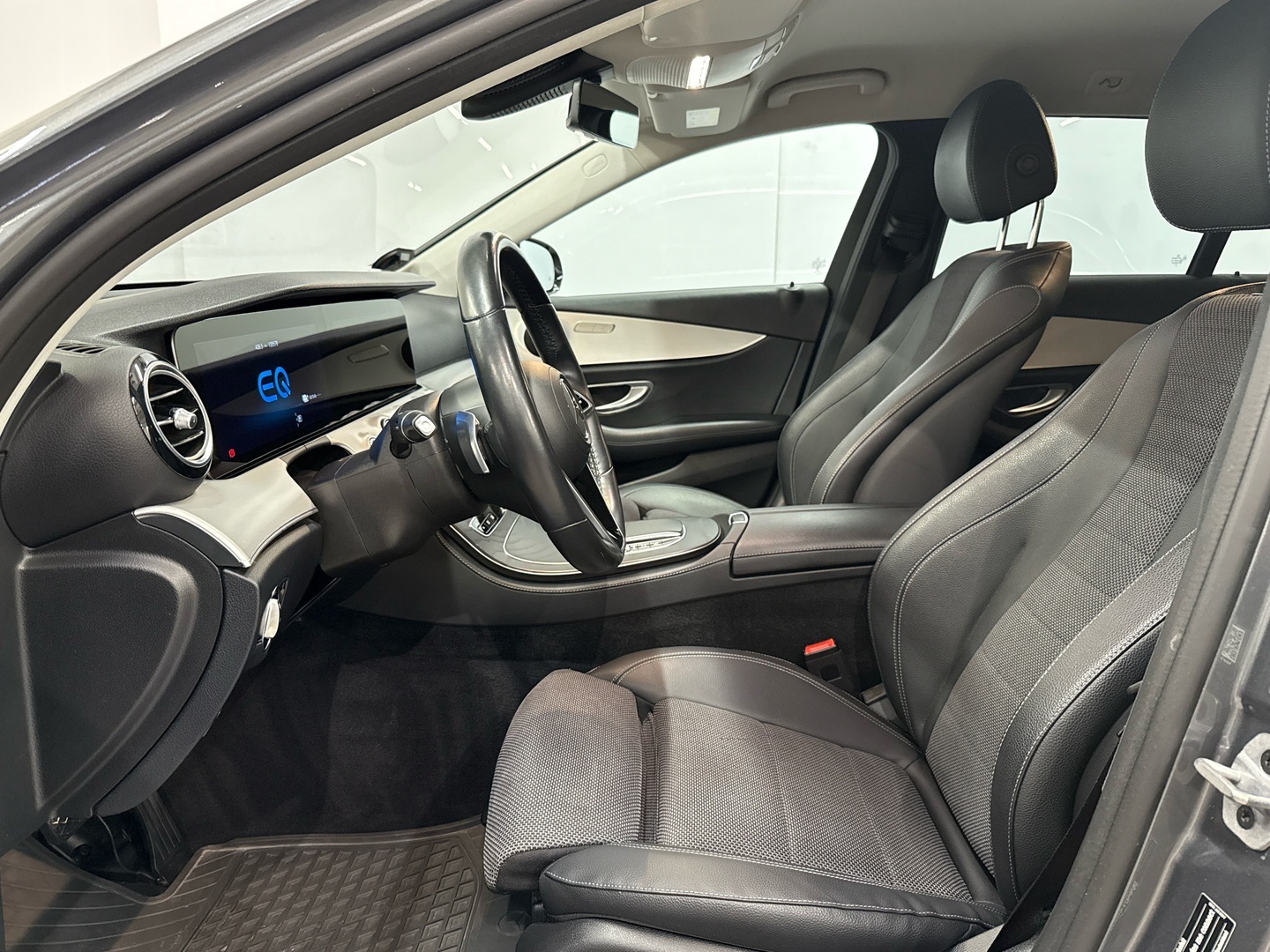 MERCEDES-BENZ E 2021