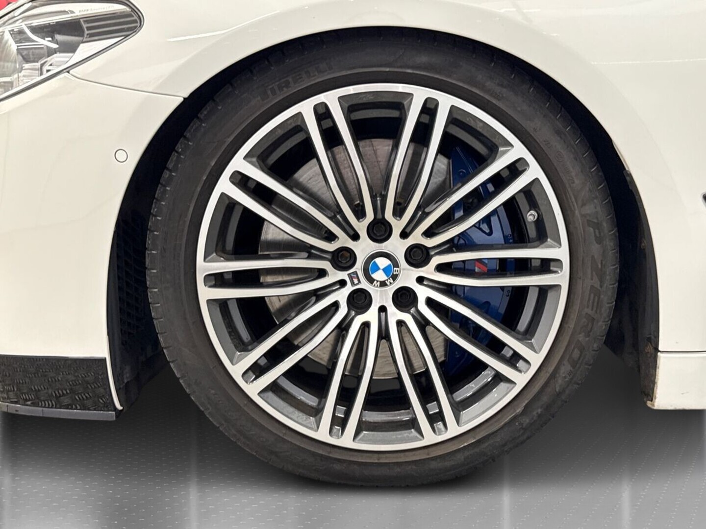 BMW 540 2018