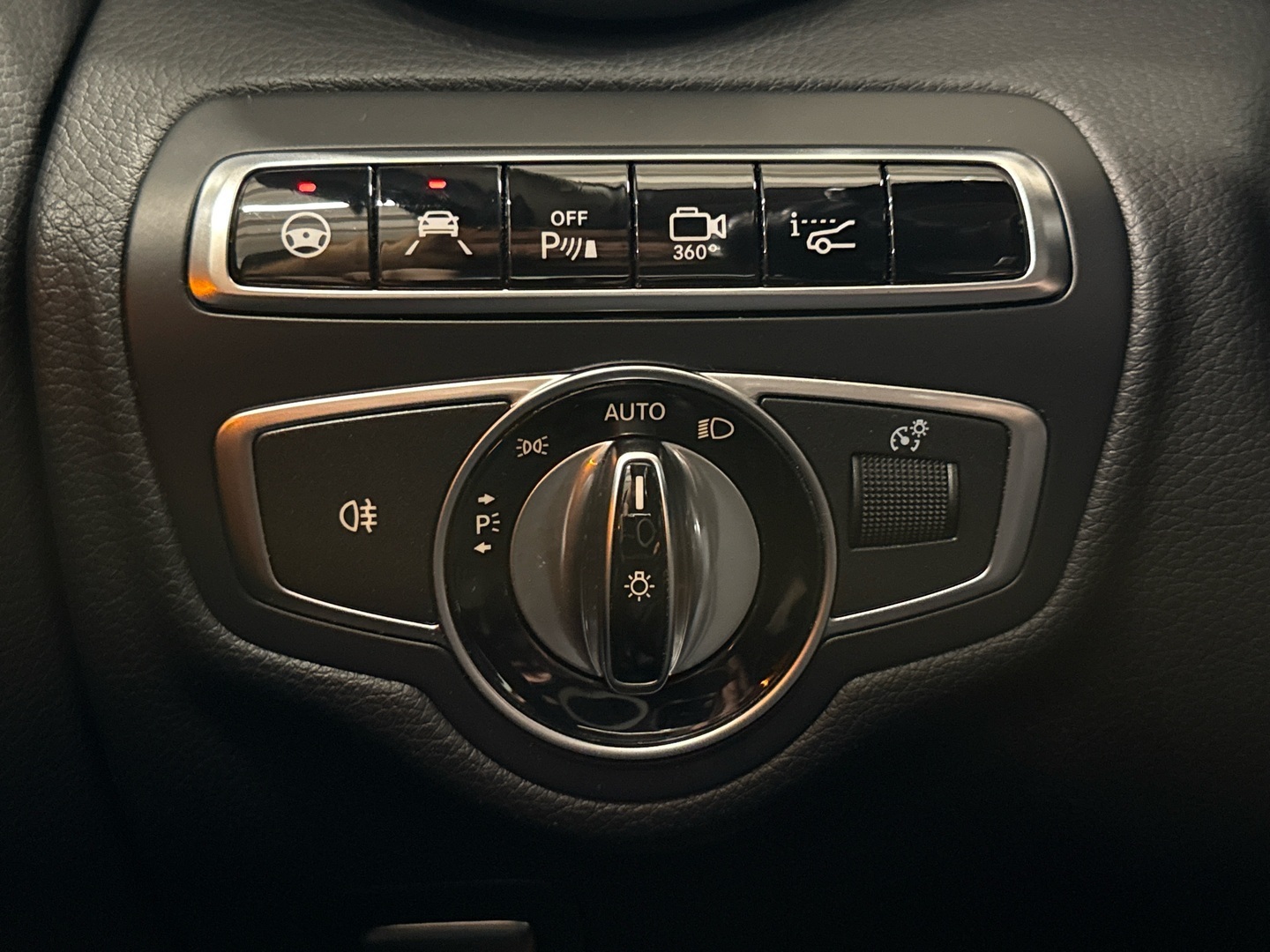 MERCEDES-BENZ C 2016