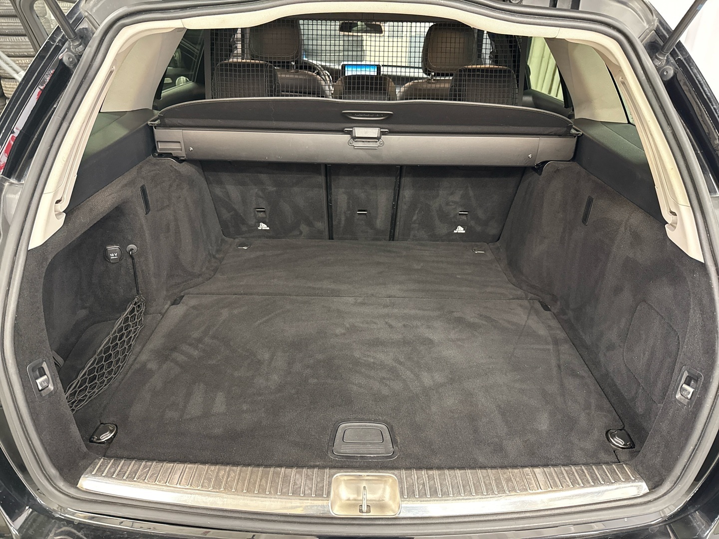 MERCEDES-BENZ C 2016