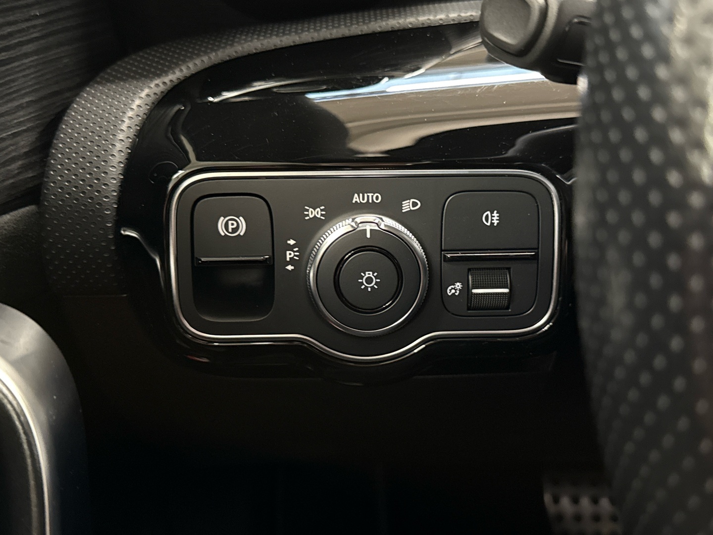 MERCEDES-BENZ CLA 2021