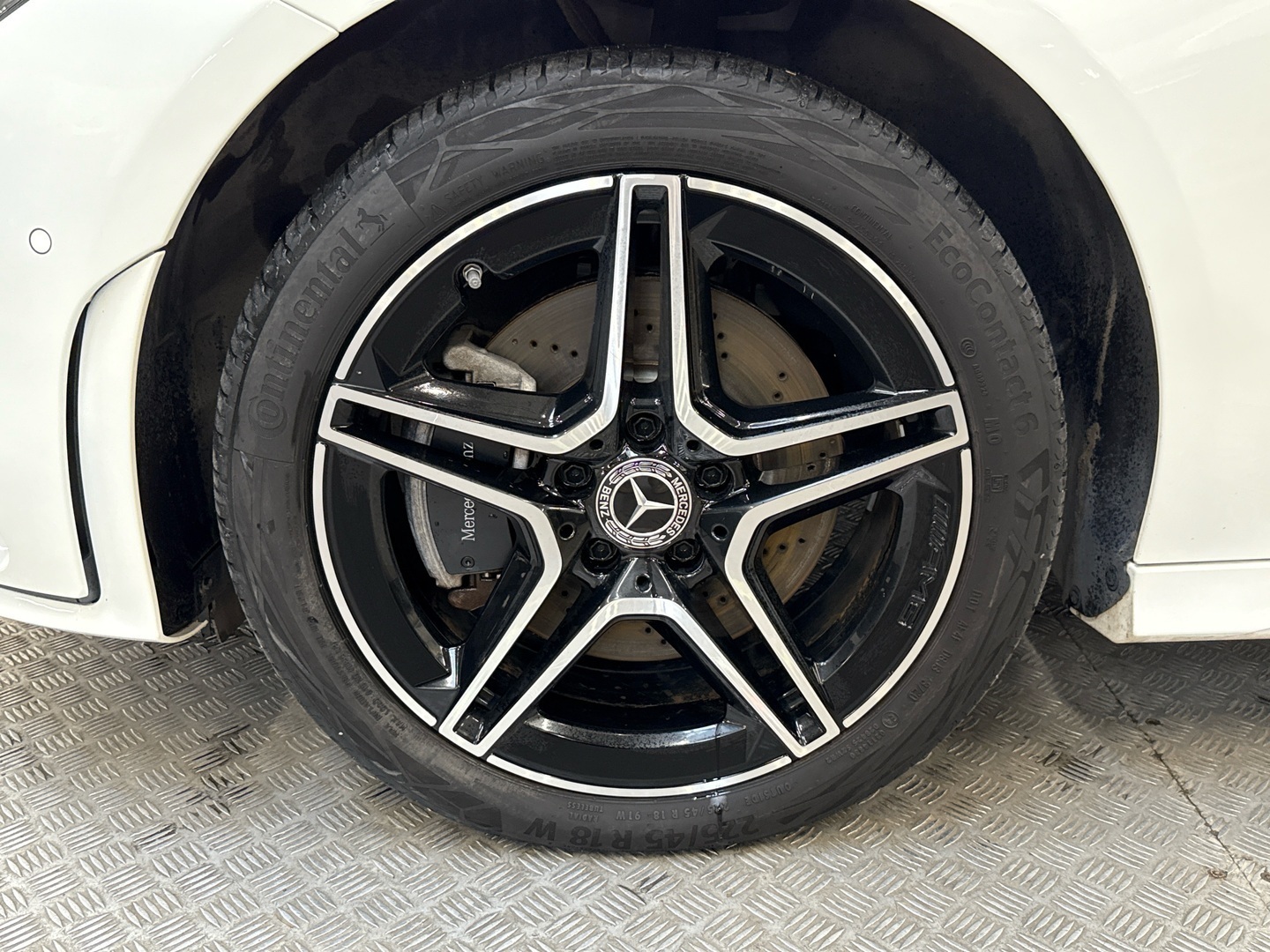 MERCEDES-BENZ CLA 2021