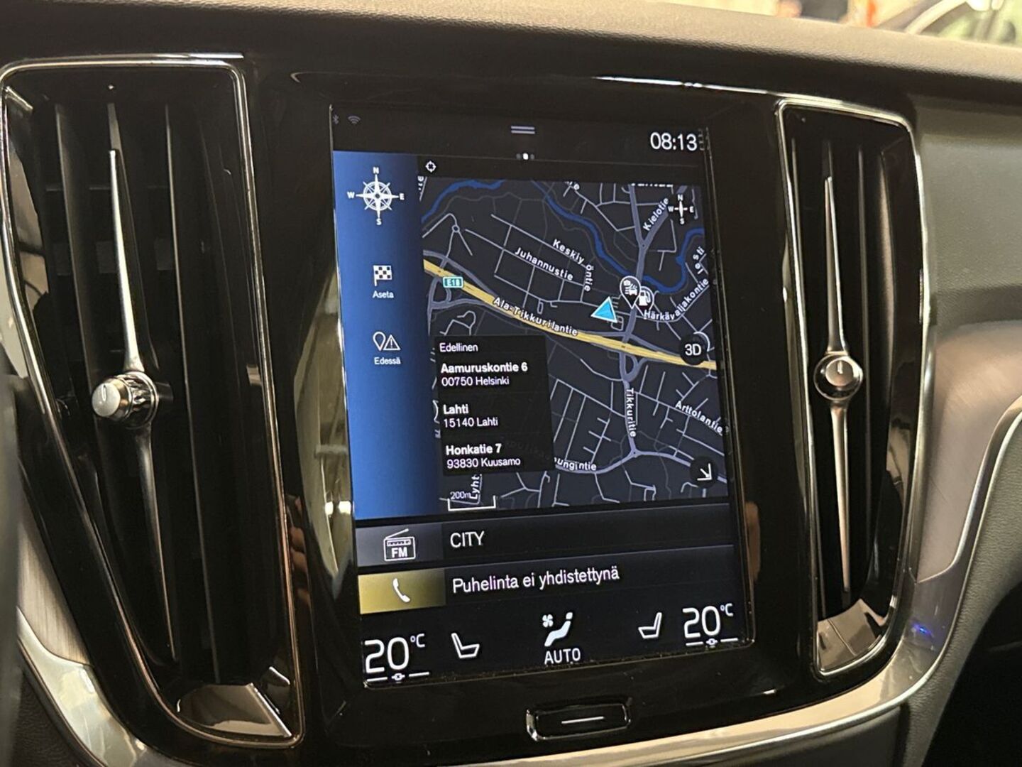VOLVO V60 2020