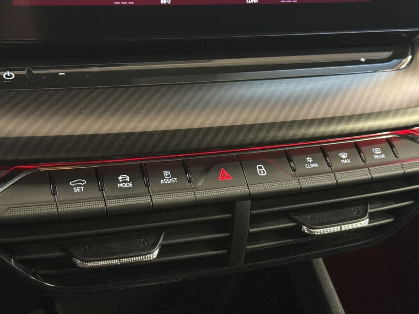 SKODA Octavia 2021