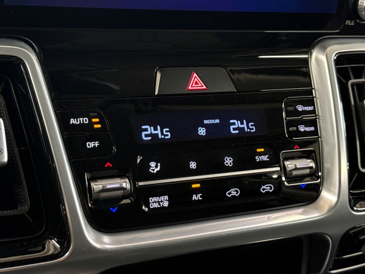 KIA Sorento 29