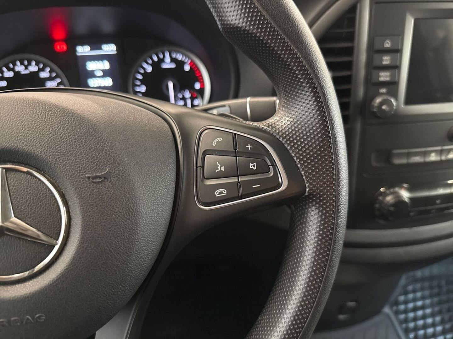 MERCEDES-BENZ Vito 2021