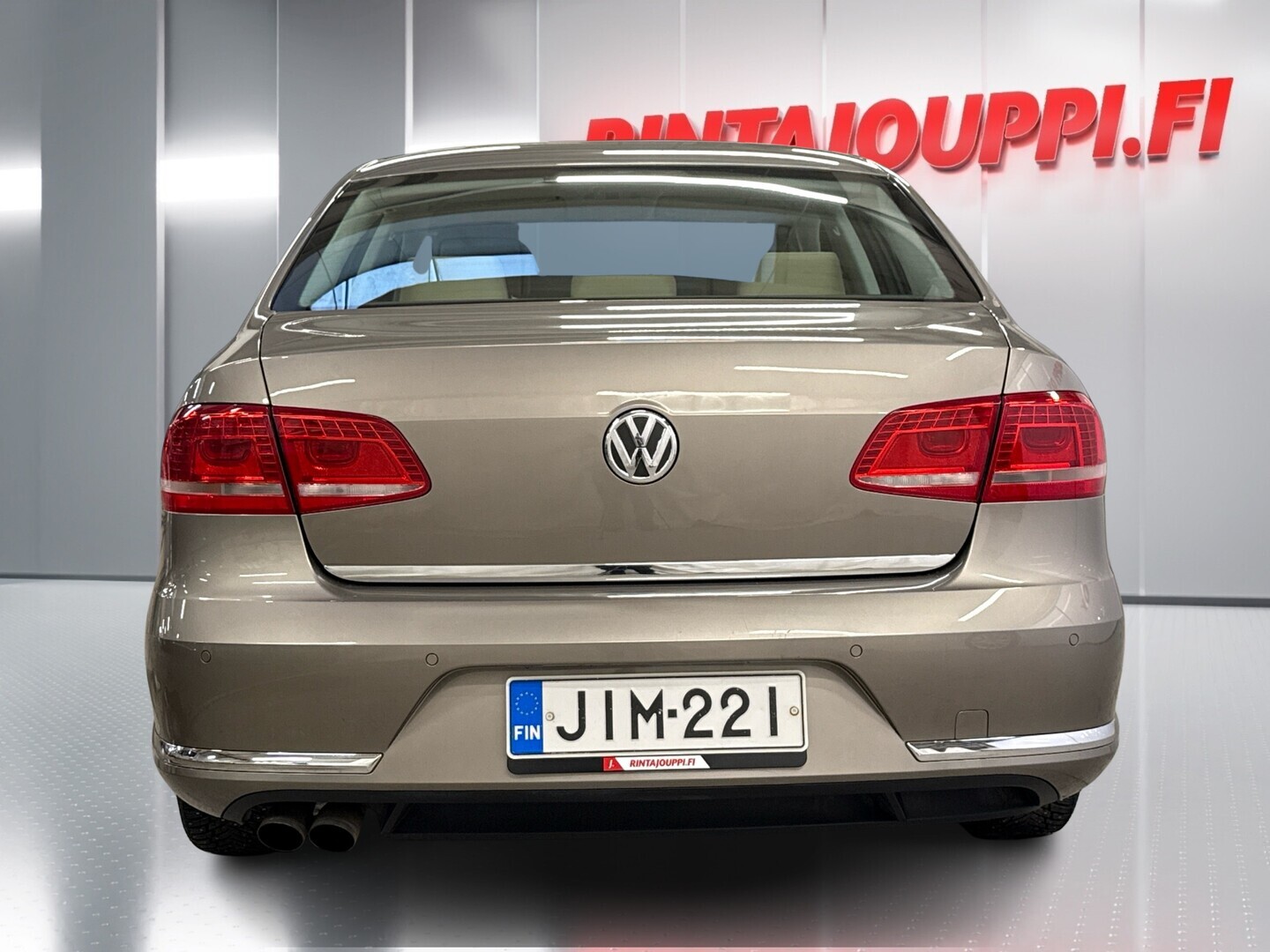 VOLKSWAGEN Passat 2011