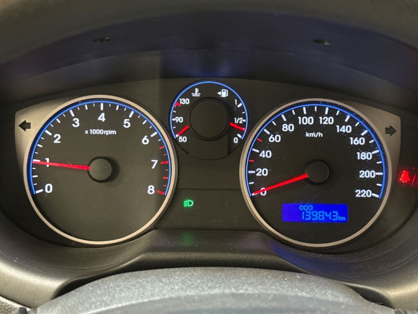 HYUNDAI i20 2013