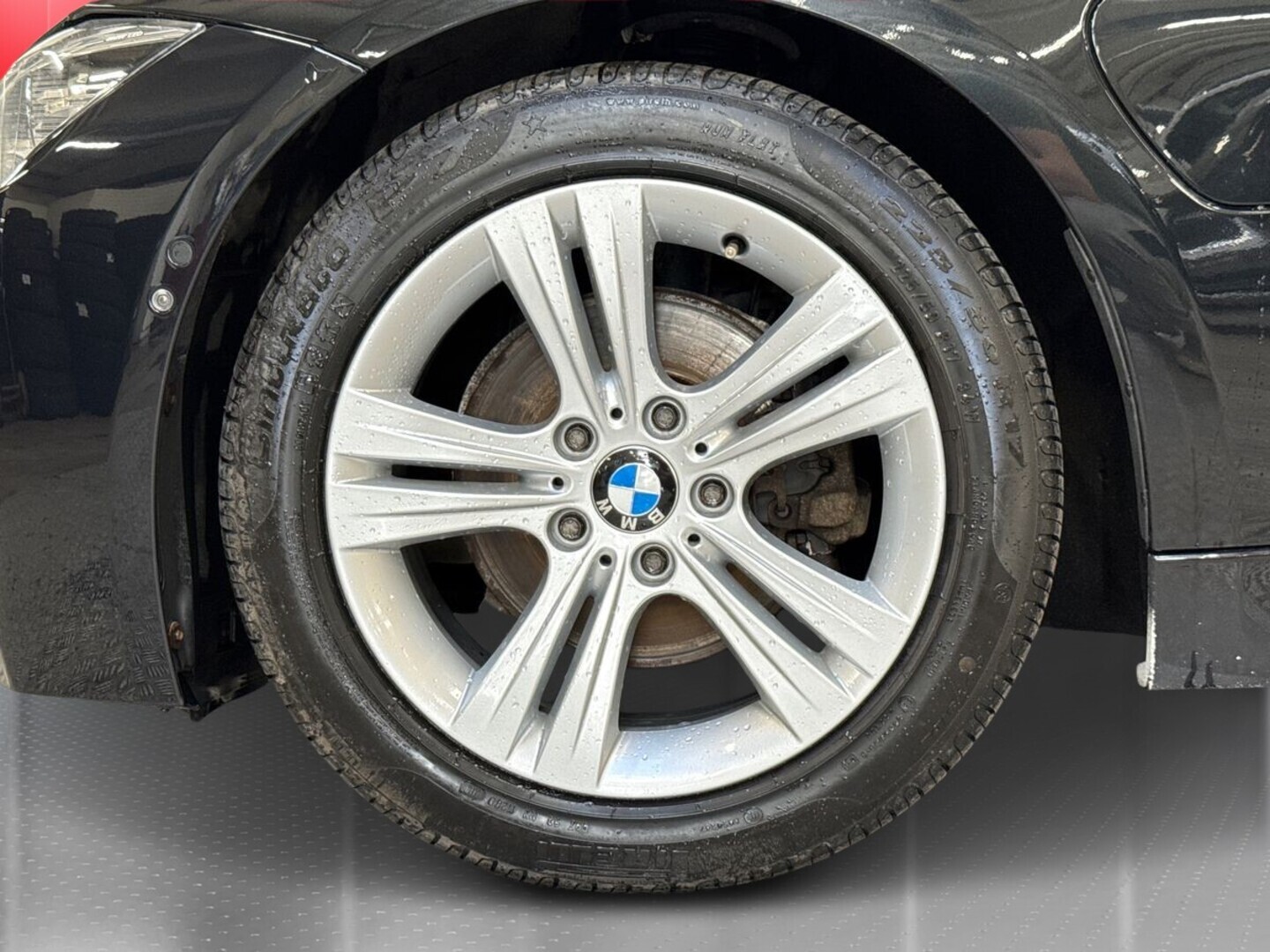 BMW 330 2017