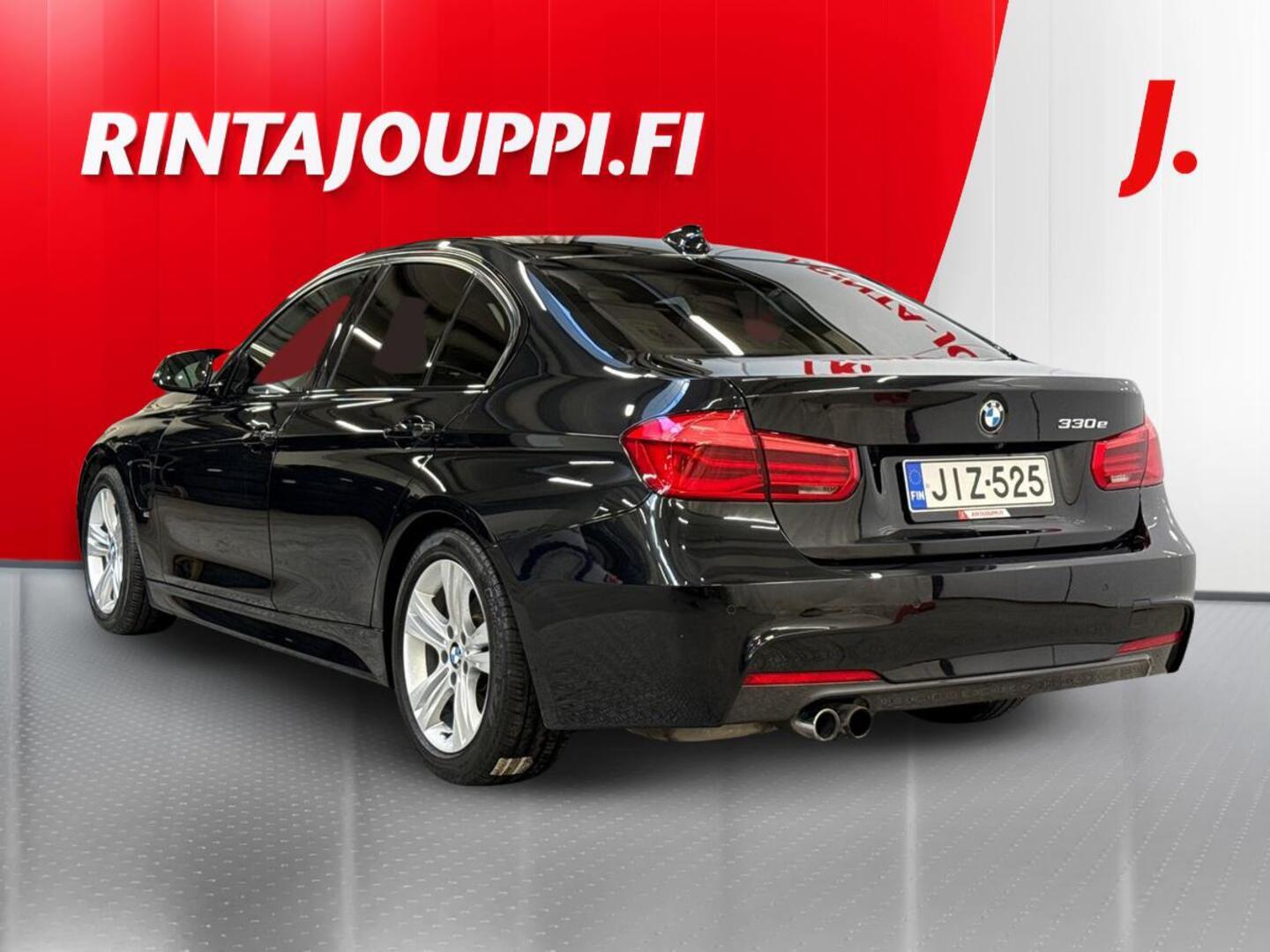 BMW 330 2017