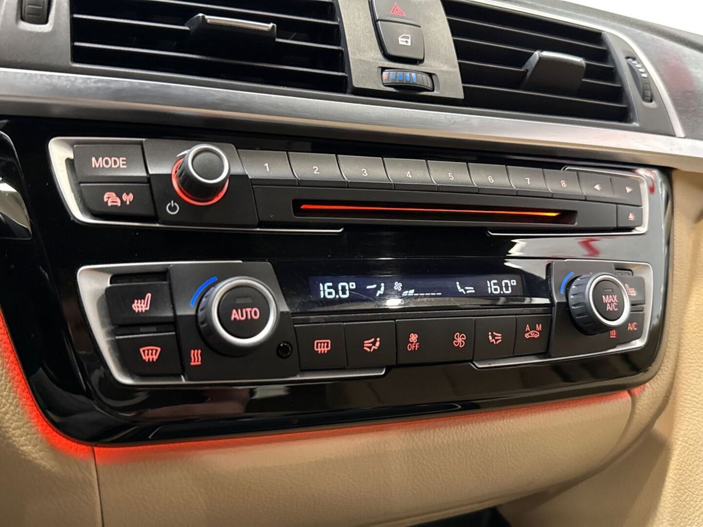 BMW 330 2017