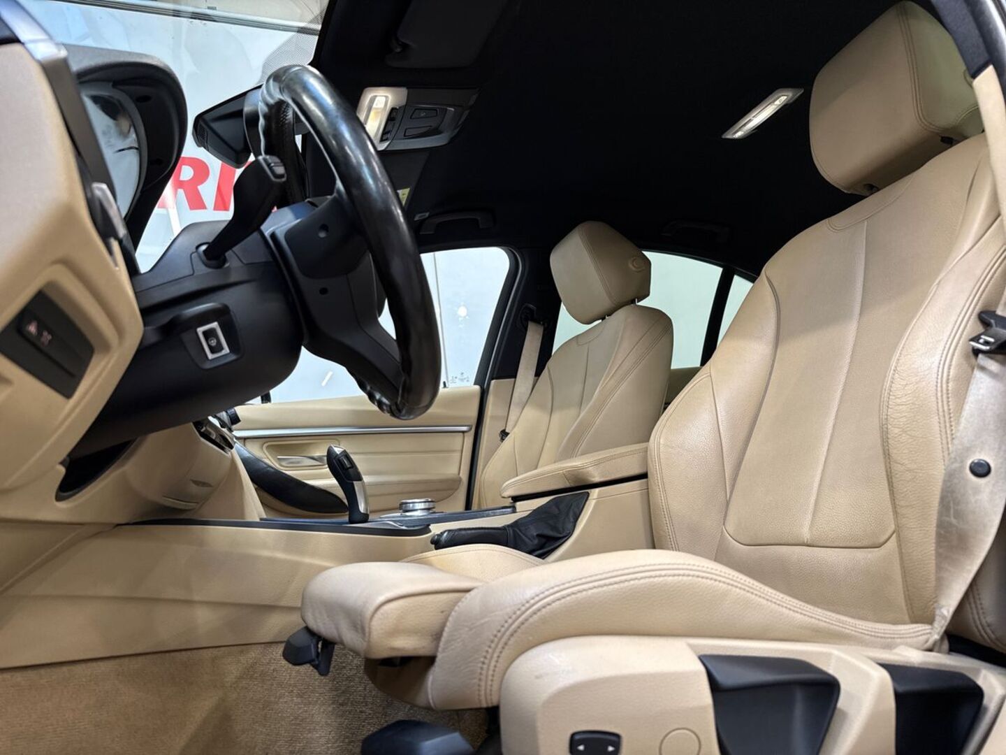 BMW 330 2017